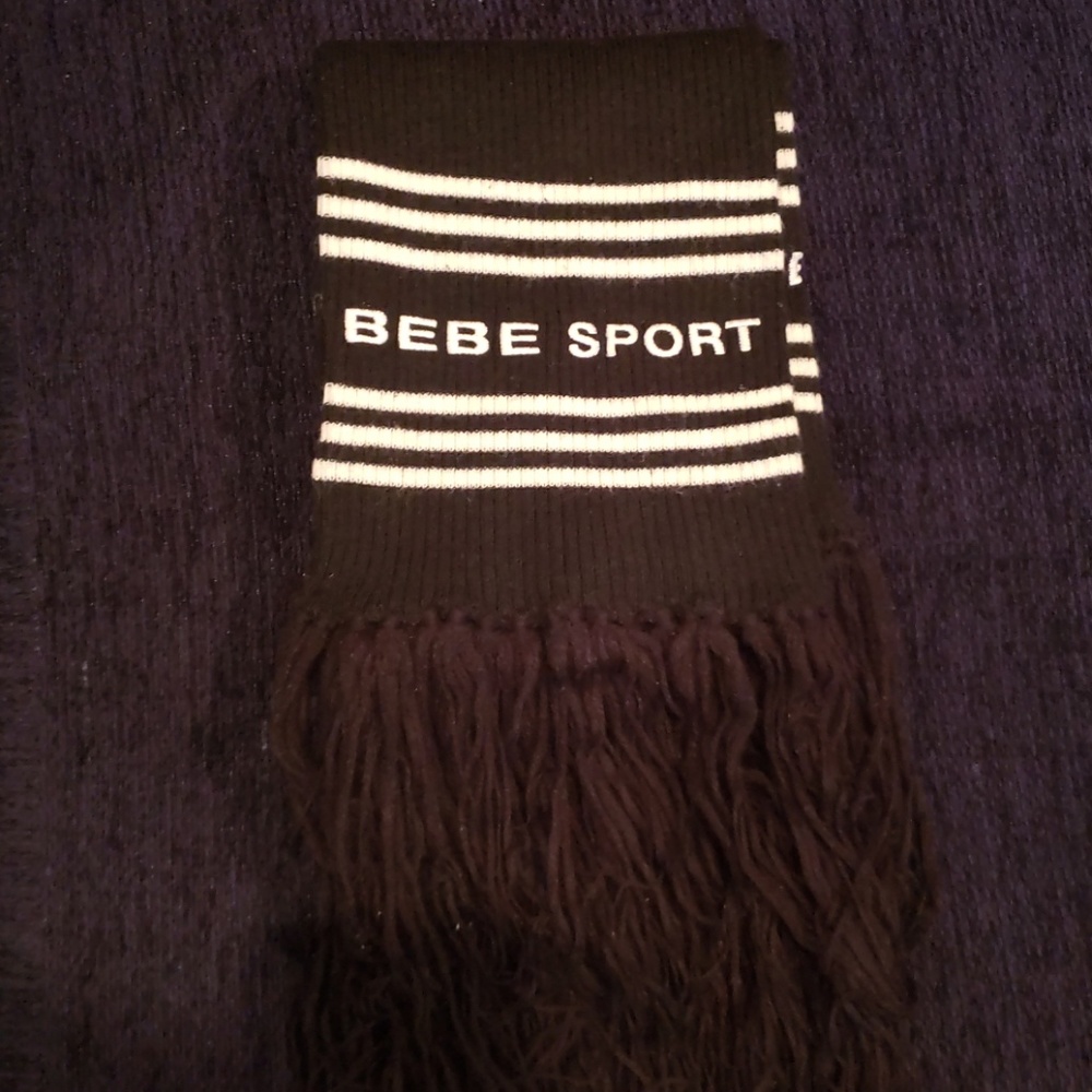 Scarf only